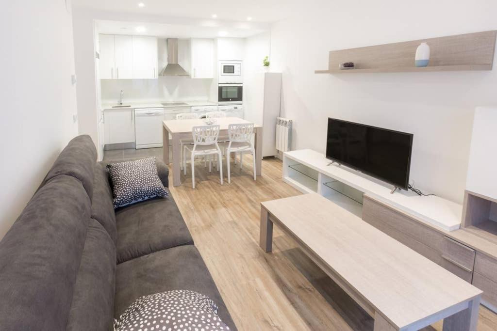Apartamento 1º B - Apartamentos La Catedral Logroño Eksteriør bilde